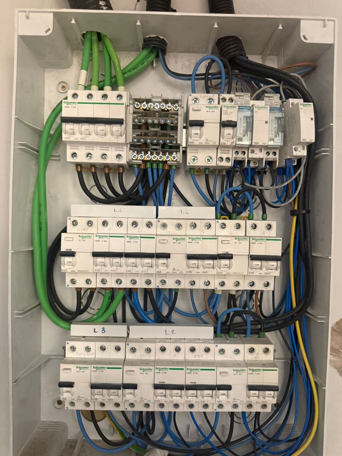 EMARE INSTALACIONES ELECTRICAS 24H