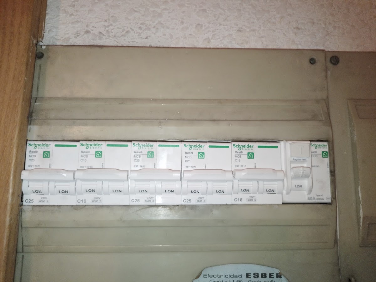 Técnico electricista