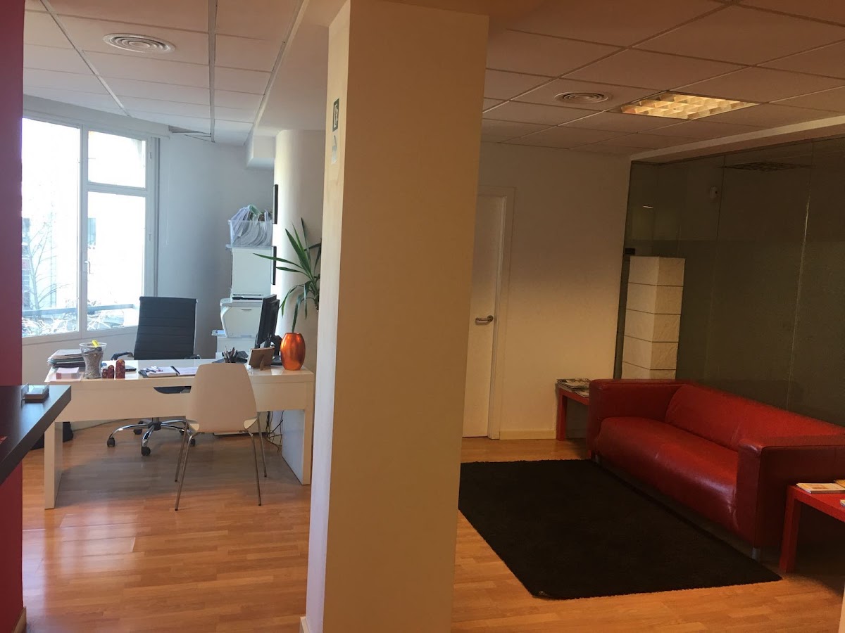 Abogado laboral: Cesar Gonzalez Bello & Abogados (Girona, Cataluña)