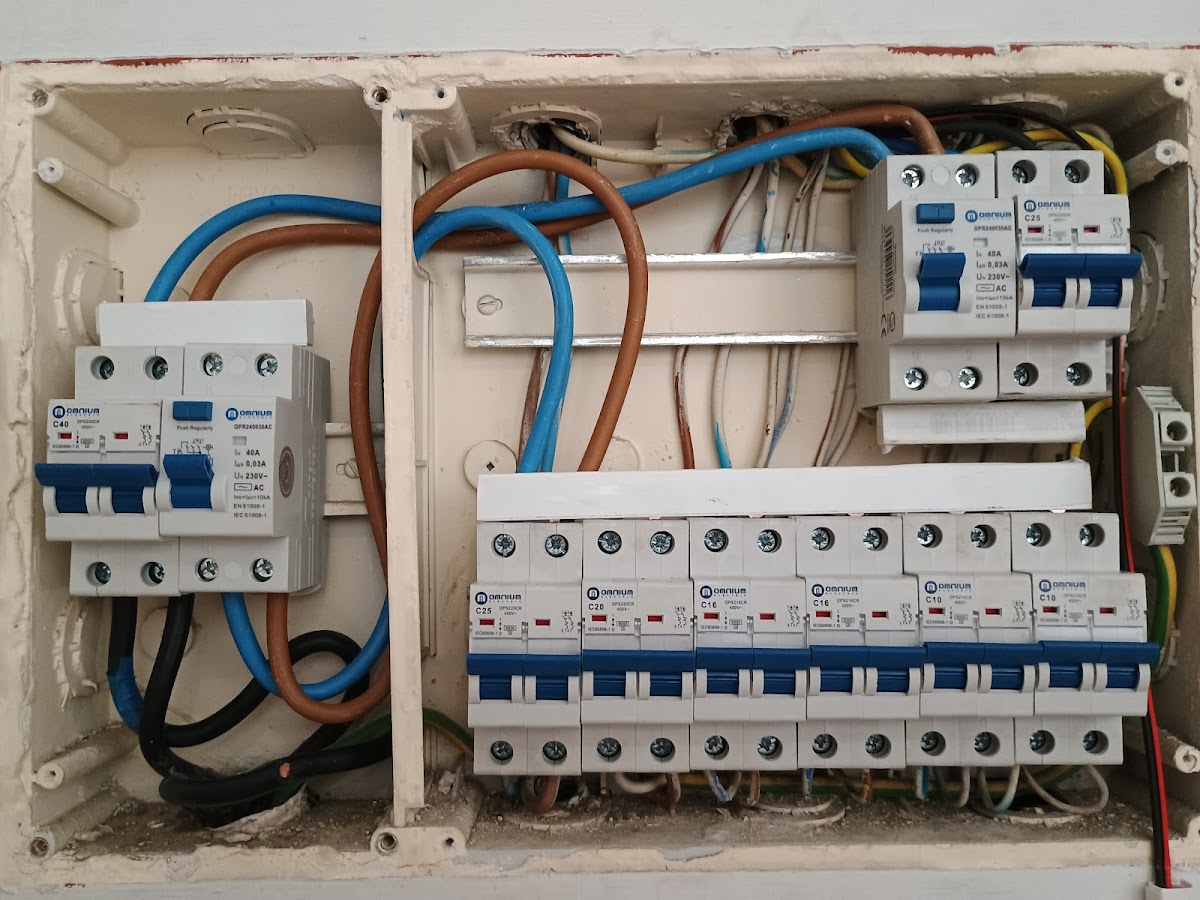 QR Instalaciones Eléctricas en Valencia, Comunidad Valenciana - Electricista 24h