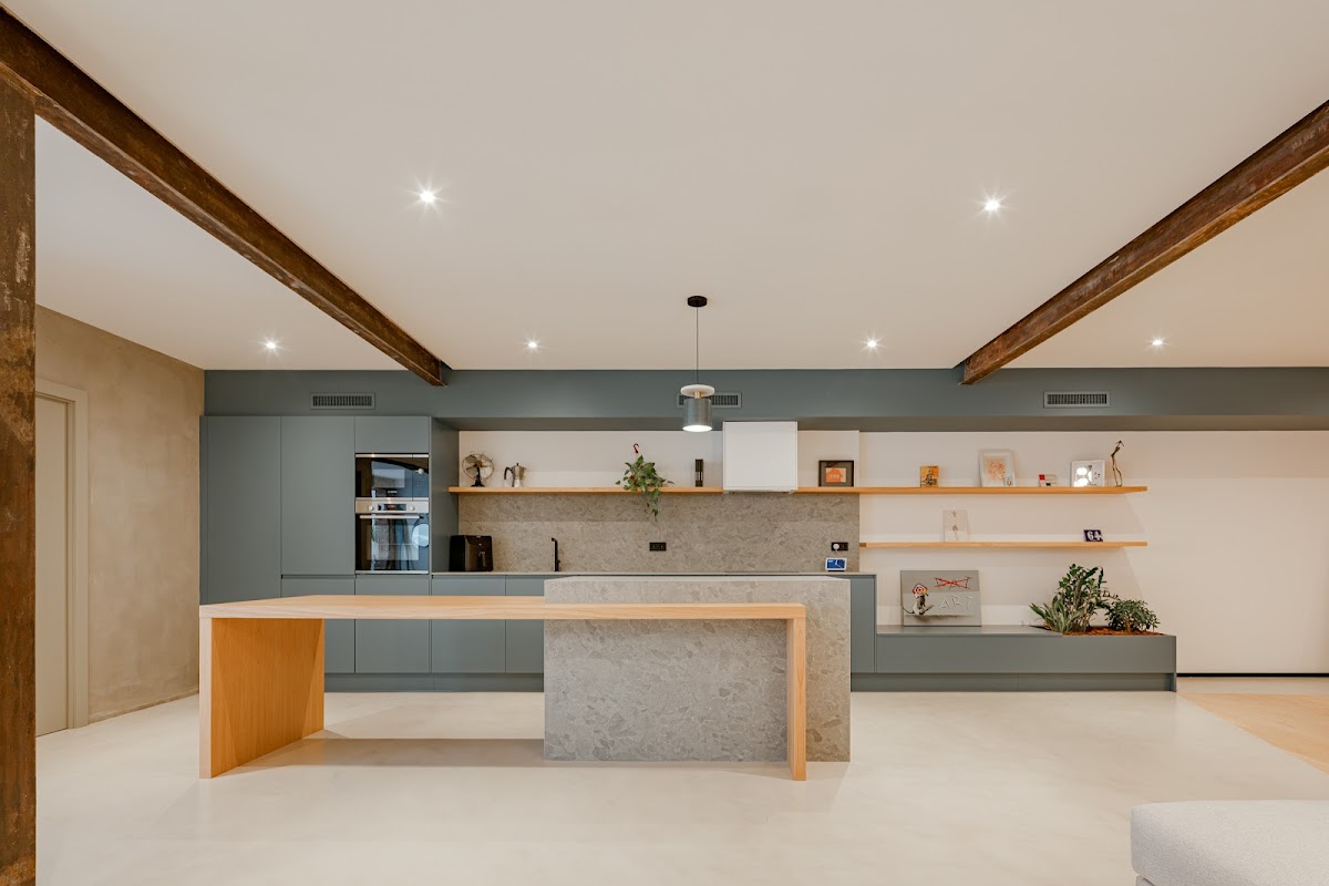 milcuatrocincuenta - Arq. Reformas y Construcción · Albañil en Barcelona, Catalunya