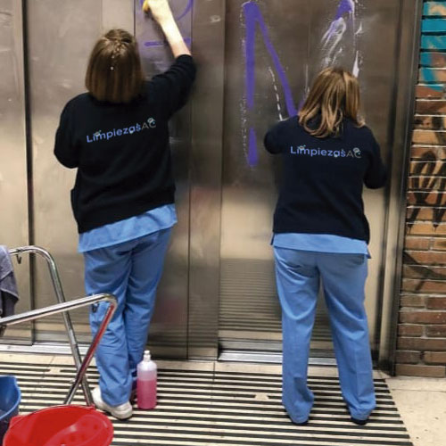 EMPRESA DE LIMPIEZA en SEVILLA - Antonio Coronado (Sevilla, Andalucía)