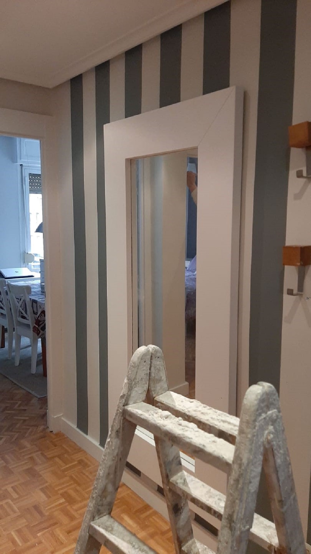 PINTORES BILBAO | Pintura decorativa e industrial - Pintor de pisos